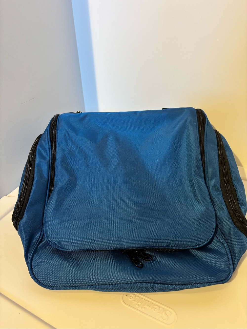 L.L. Bean Blue Unisex Toiletry Kit